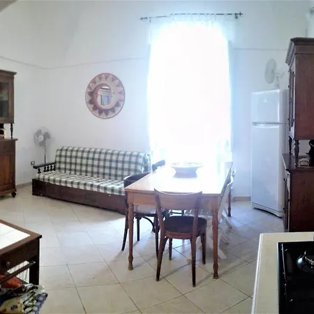 Casa Vacanze -la Ripa- Apartment *